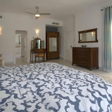 וילה R35 Spacious Private Villa&pool&spa מארבלה
