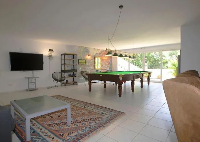 R35 Spacious Private Villa&pool&spa Vila