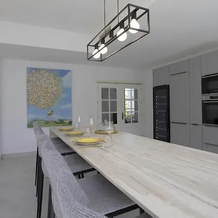 R35 Spacious Private Villa&pool&spa Marbella