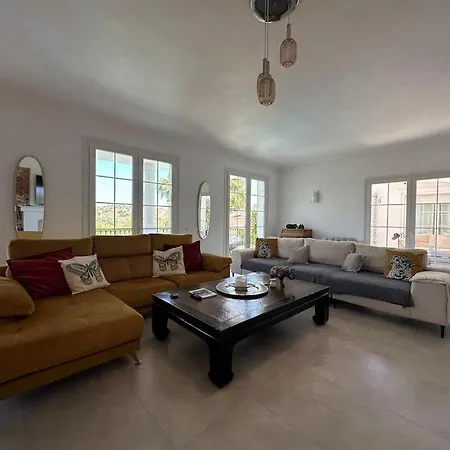 R35 Spacious Private Villa&pool&spa Villa